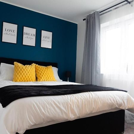 グラスゴー Stylish House With Private Parkingヴィラ エクステリア 写真