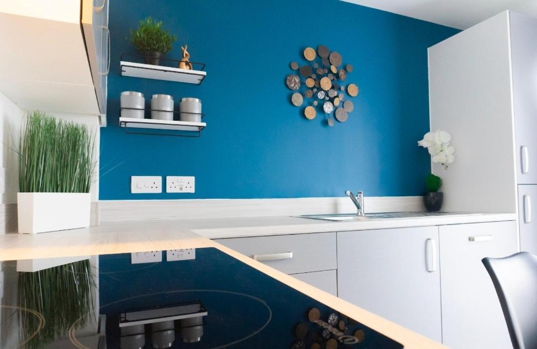 グラスゴー Stylish House With Private Parkingヴィラ エクステリア 写真