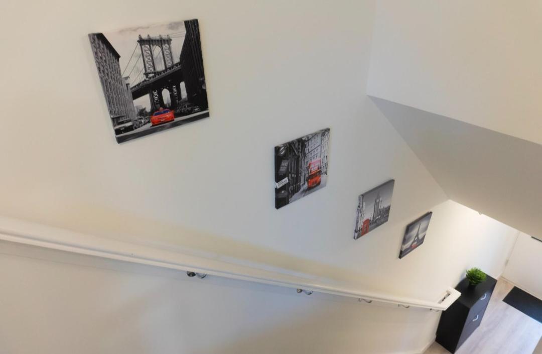グラスゴー Stylish House With Private Parkingヴィラ エクステリア 写真