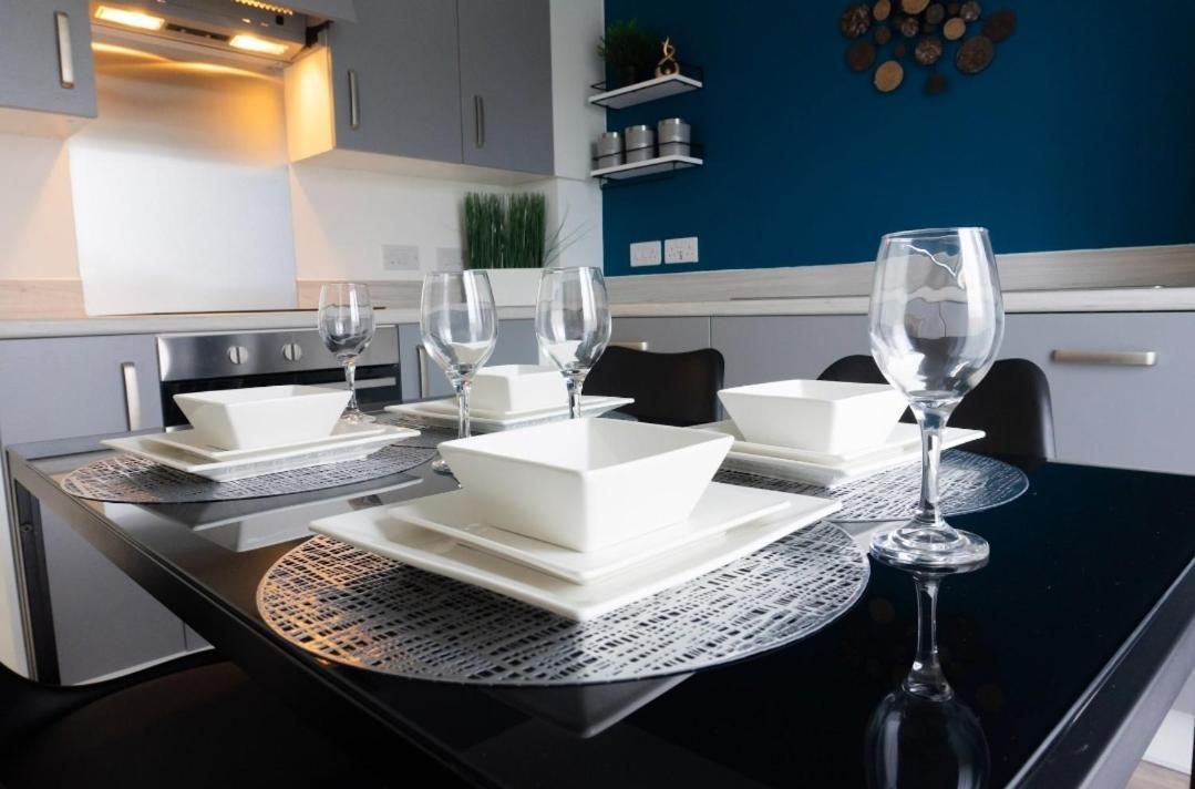 グラスゴー Stylish House With Private Parkingヴィラ エクステリア 写真